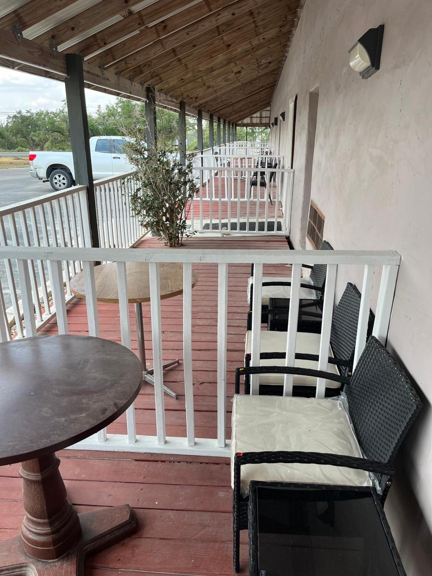 Outpost Motel Dripping Springs Luaran gambar